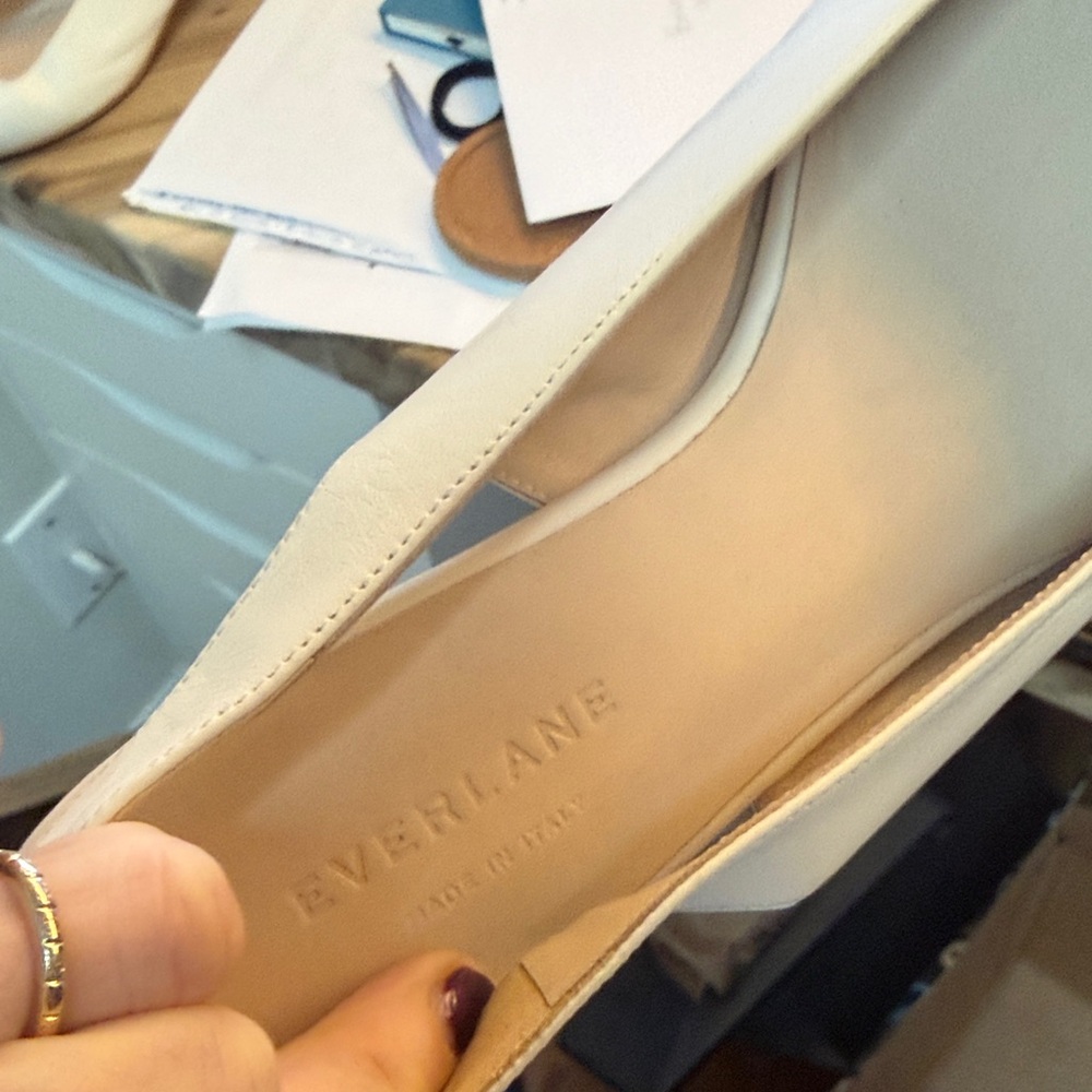 Everlane Women’s Pointed Slingback Leather Flats in Cream - Picture 3 of 6